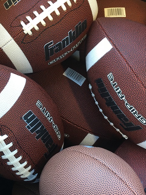 球衣背后是 球衣背后是