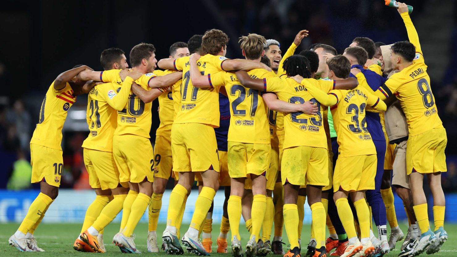 越表现不仅 越表现不仅